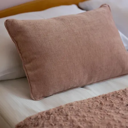 Atmospheric And Spacious In For 3 People By Renters *