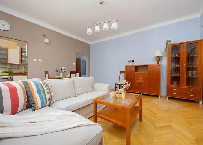 Atmospheric And Spacious In For 3 People By Renters Apartment Warschau